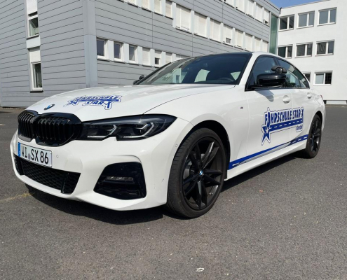 Fahrschulauto für den Klasse-B-Führerschein bei STAR-X in Wiesbaden