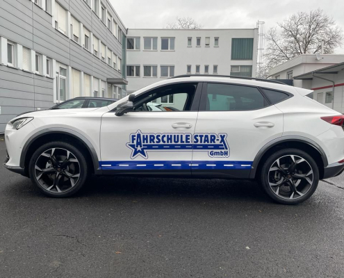 B197-Ausbildung mit Automatik- und Schaltwagen bei STAR-X in Wiesbaden